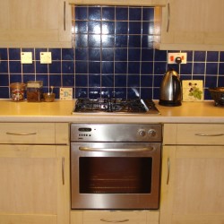 9 - Kitchen