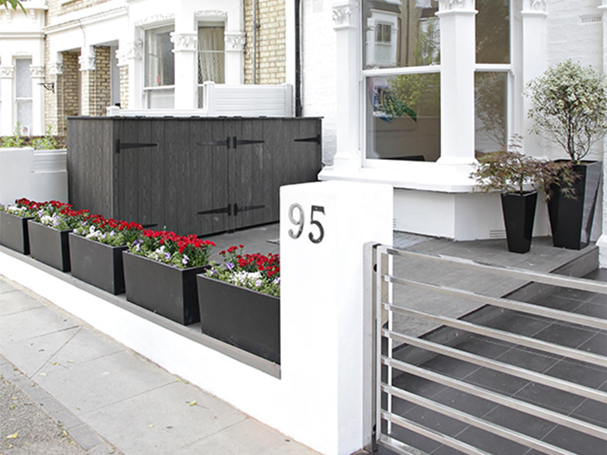 Smart period building entrance in West London